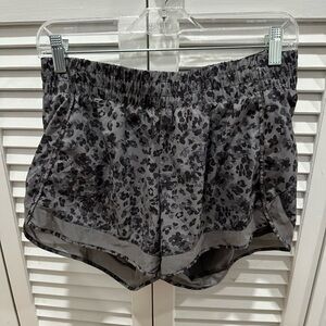 Athleta mesh racer run shorts